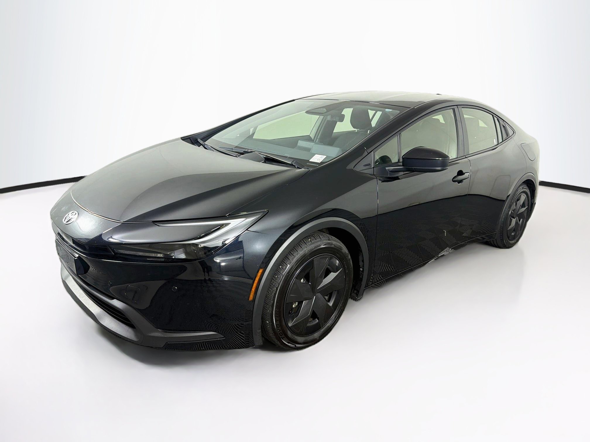 Used 2025 Toyota Prius LE LE