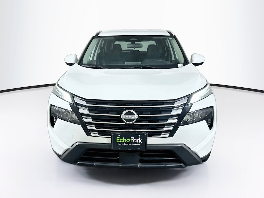 Used 2024 Nissan Rogue SV FWD SV