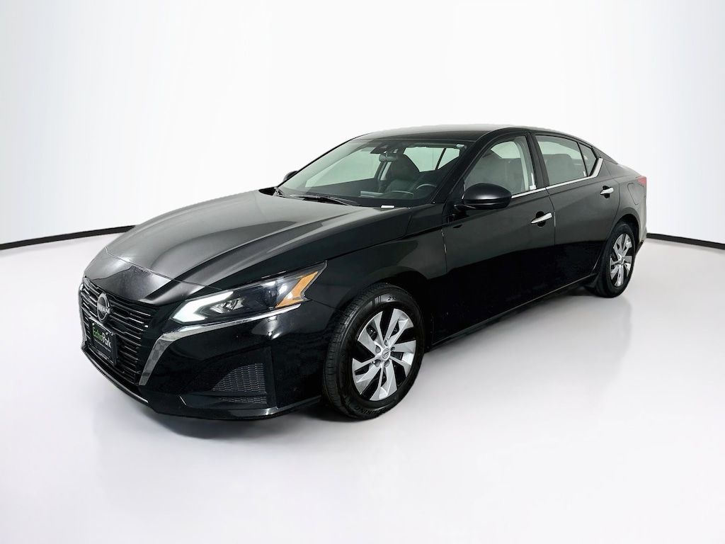Used 2024 Nissan Altima 2.5 S Sedan