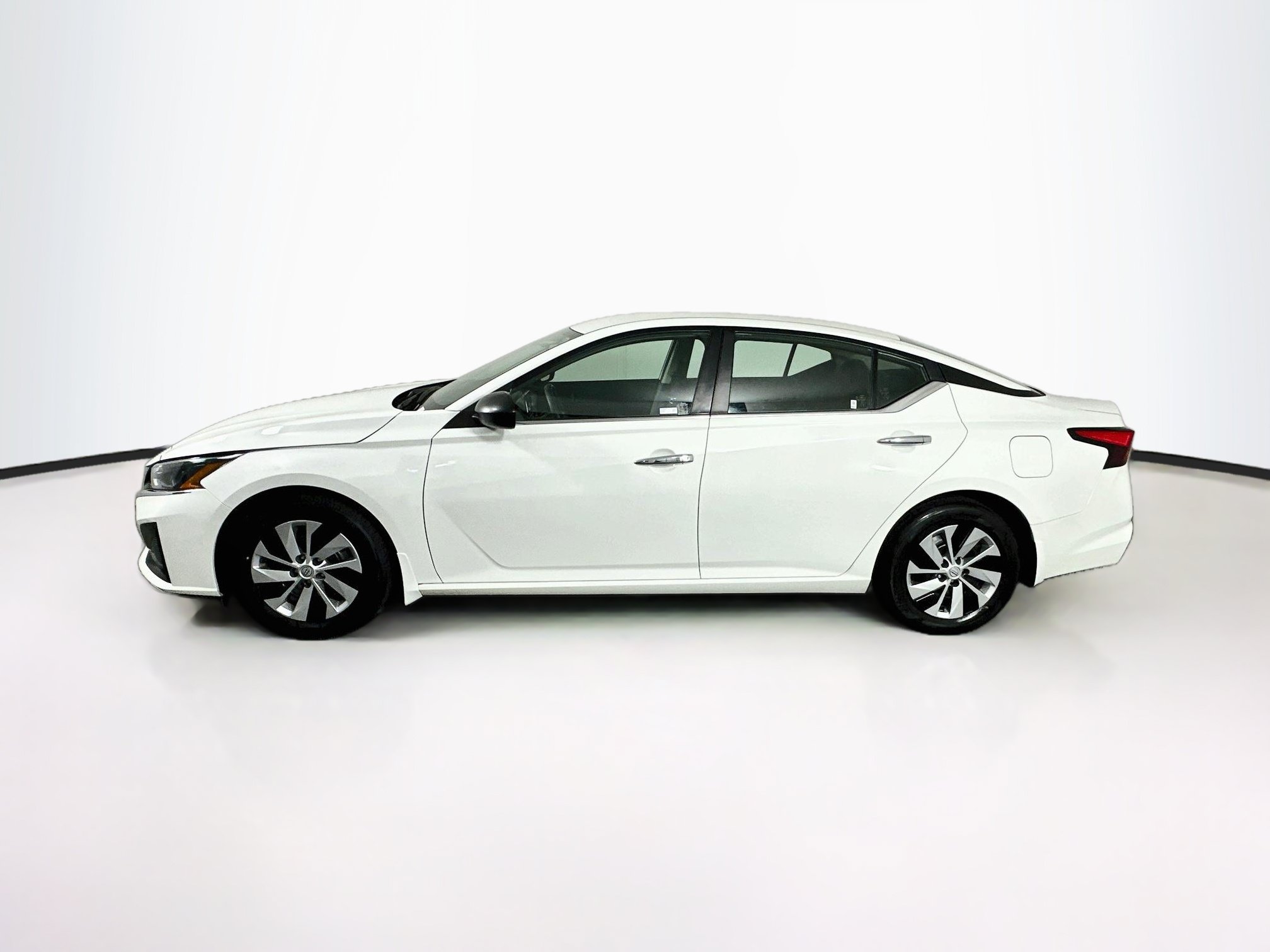 Used 2024 Nissan Altima 2.5 S Sedan