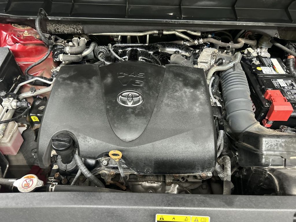 2022 Toyota Highlander XLE - Photo 25