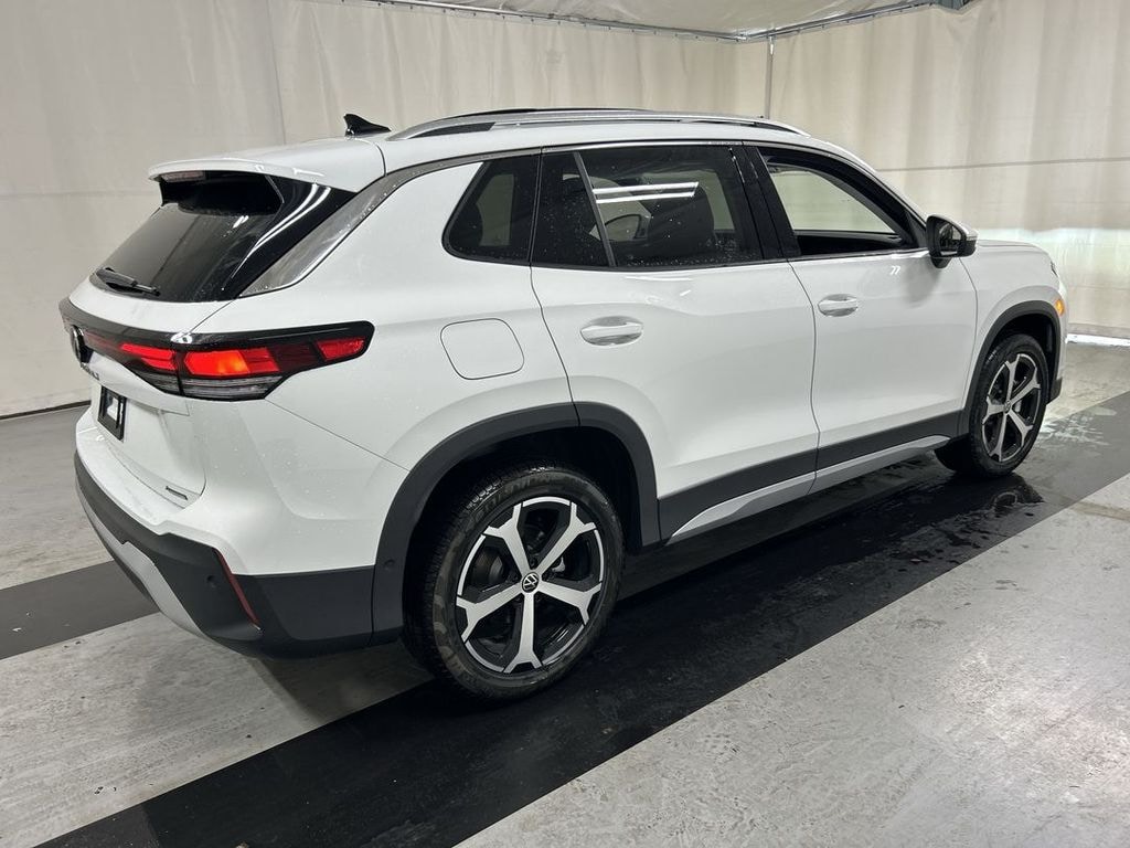 New 2026 Volkswagen Tiguan SE SUV