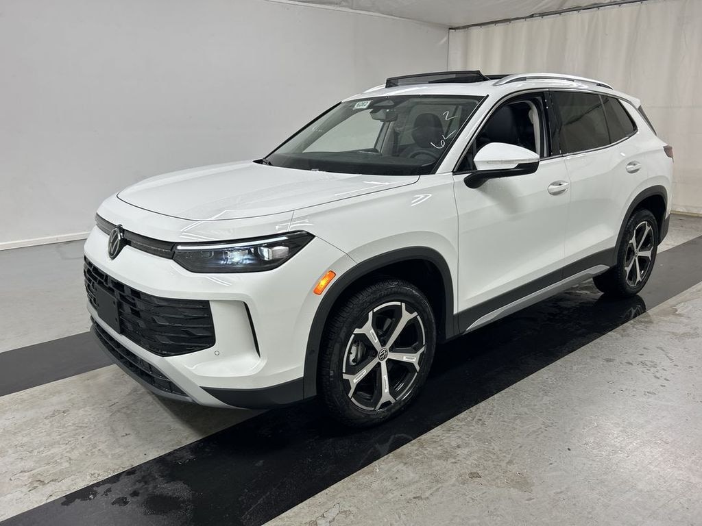New 2026 Volkswagen Tiguan SE SUV