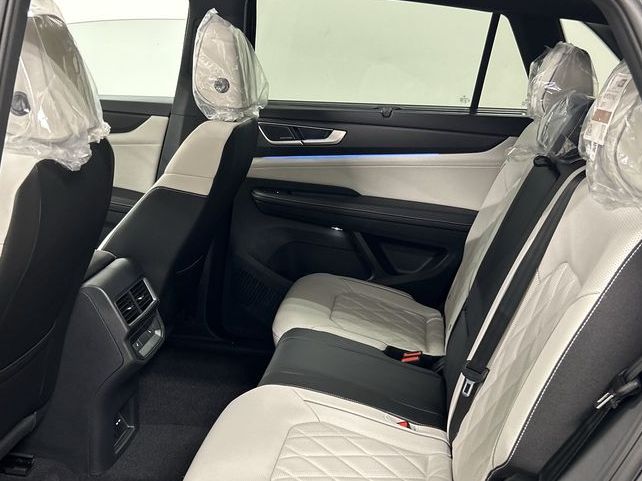 2026 Volkswagen Atlas Cross Sport SEL Premium R-LINE - Photo 23