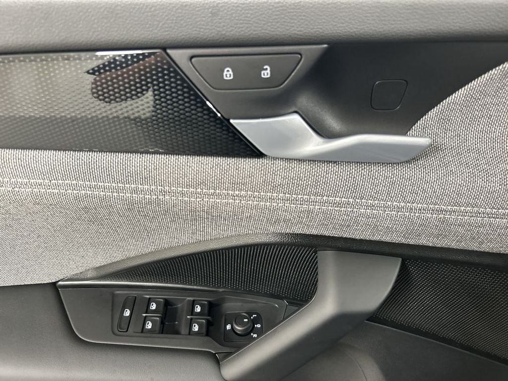 2026 Volkswagen Tiguan S - Photo 13