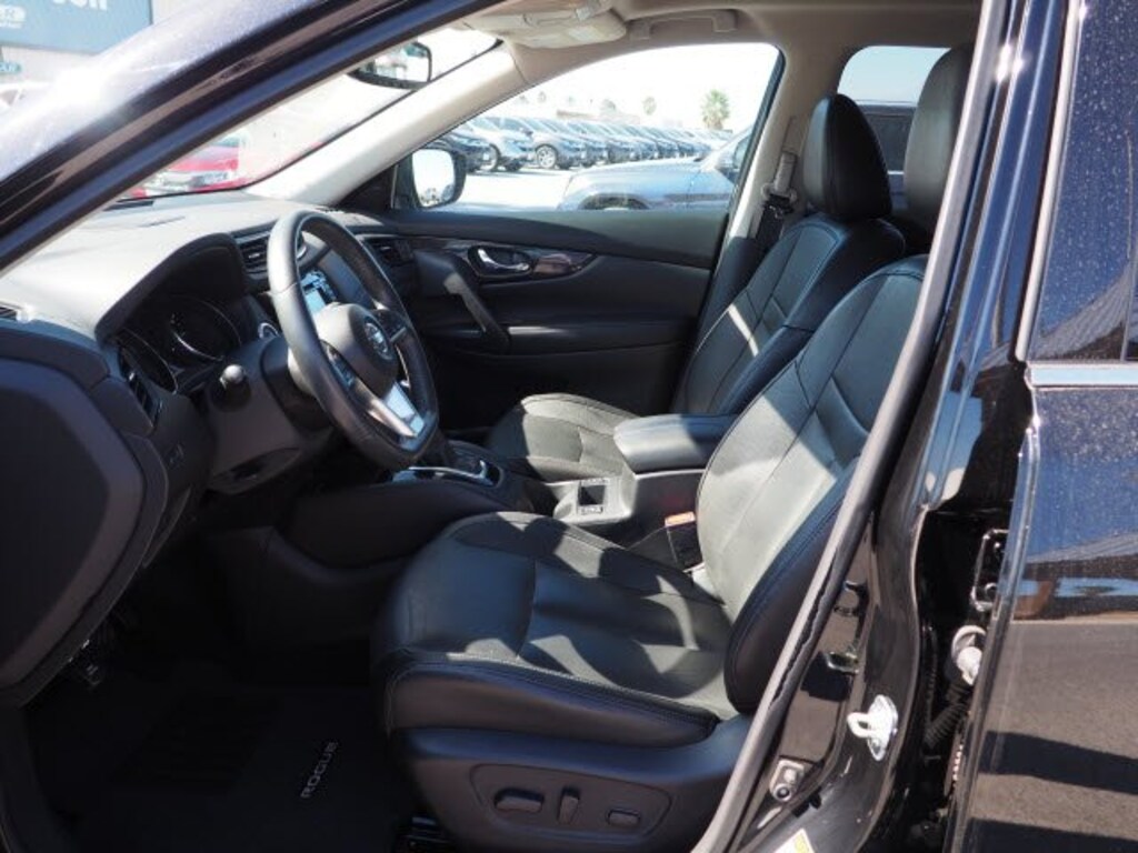 Used 2017 Nissan Rogue SL SUV