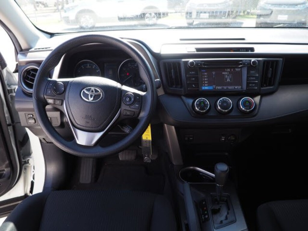 Used 2018 Toyota RAV4 LE SUV