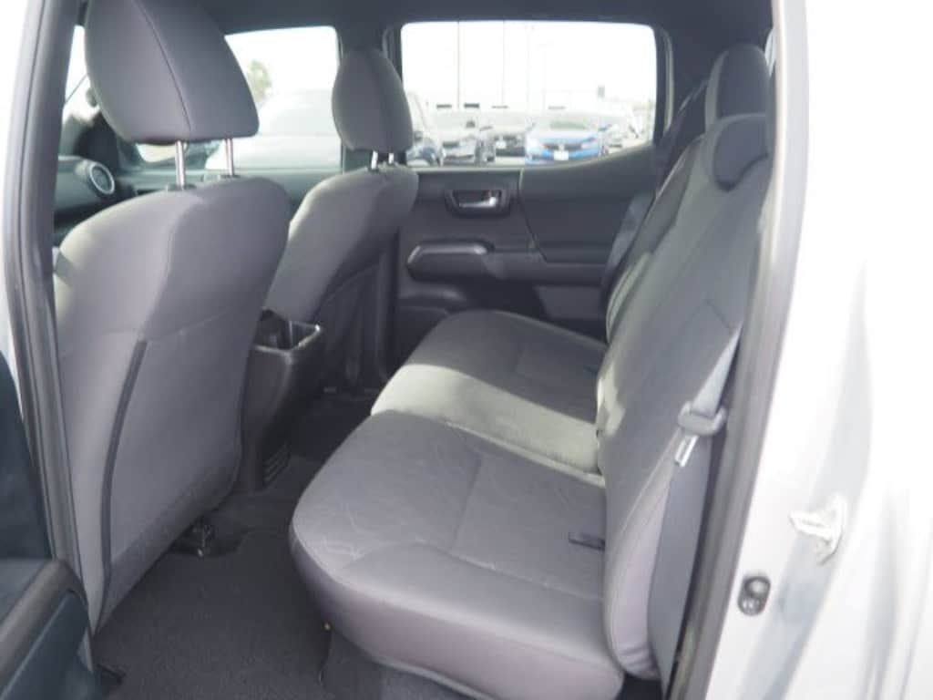 Used 2016 Toyota Tacoma 4WD Truck Double Cab