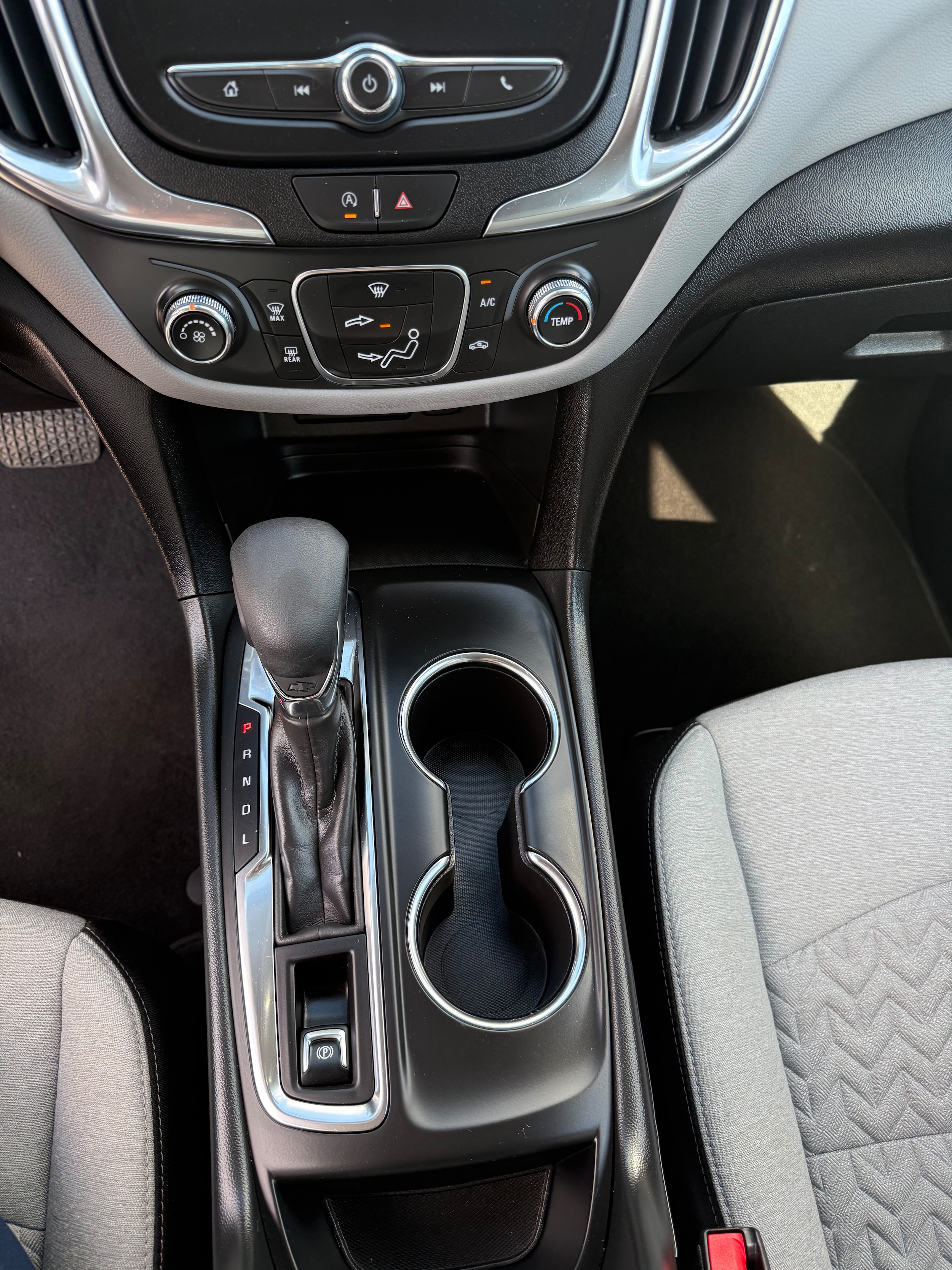 2024 Chevrolet Equinox LS - Photo 18