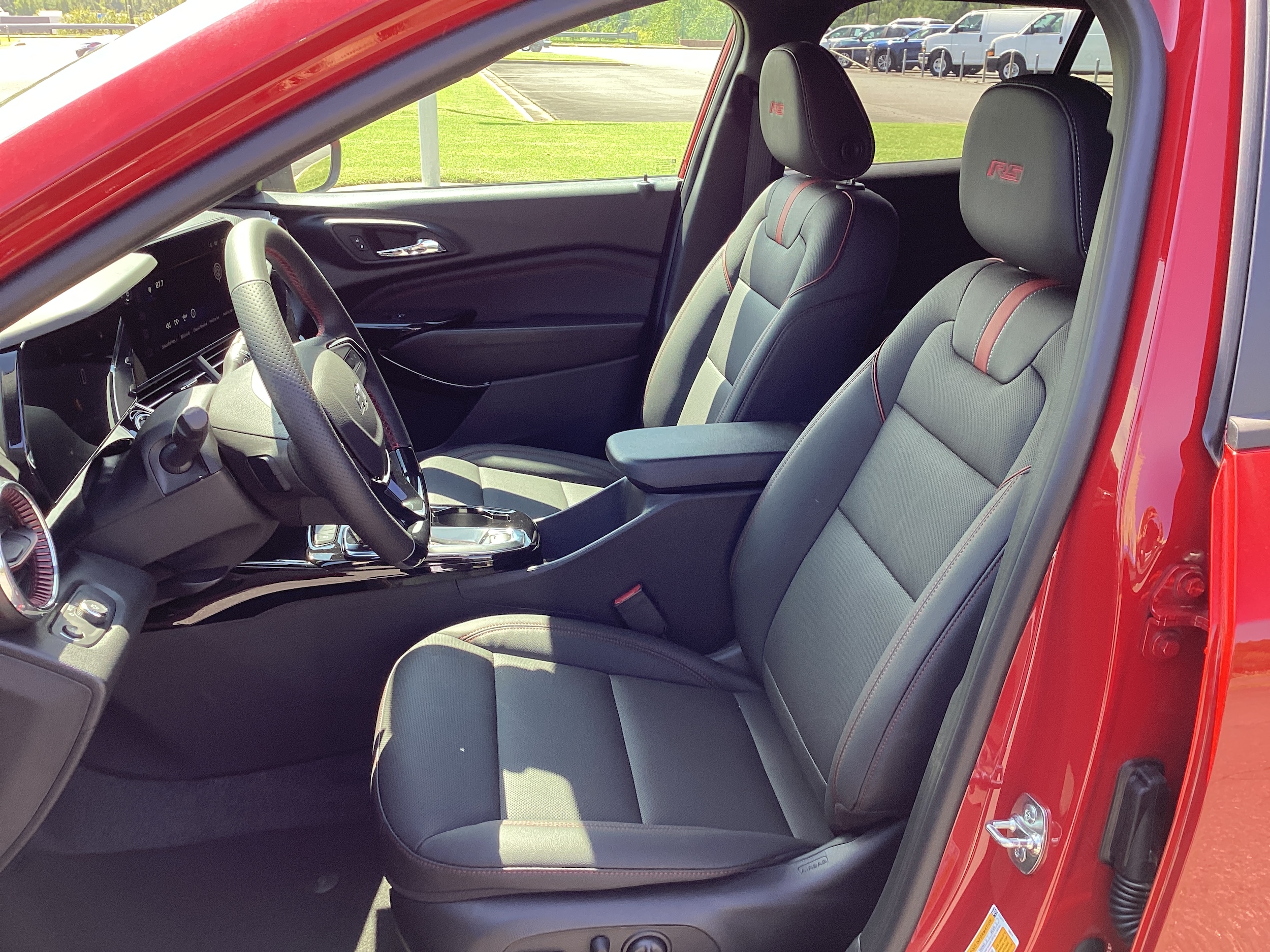 2026 Chevrolet Trax RS - Photo 11