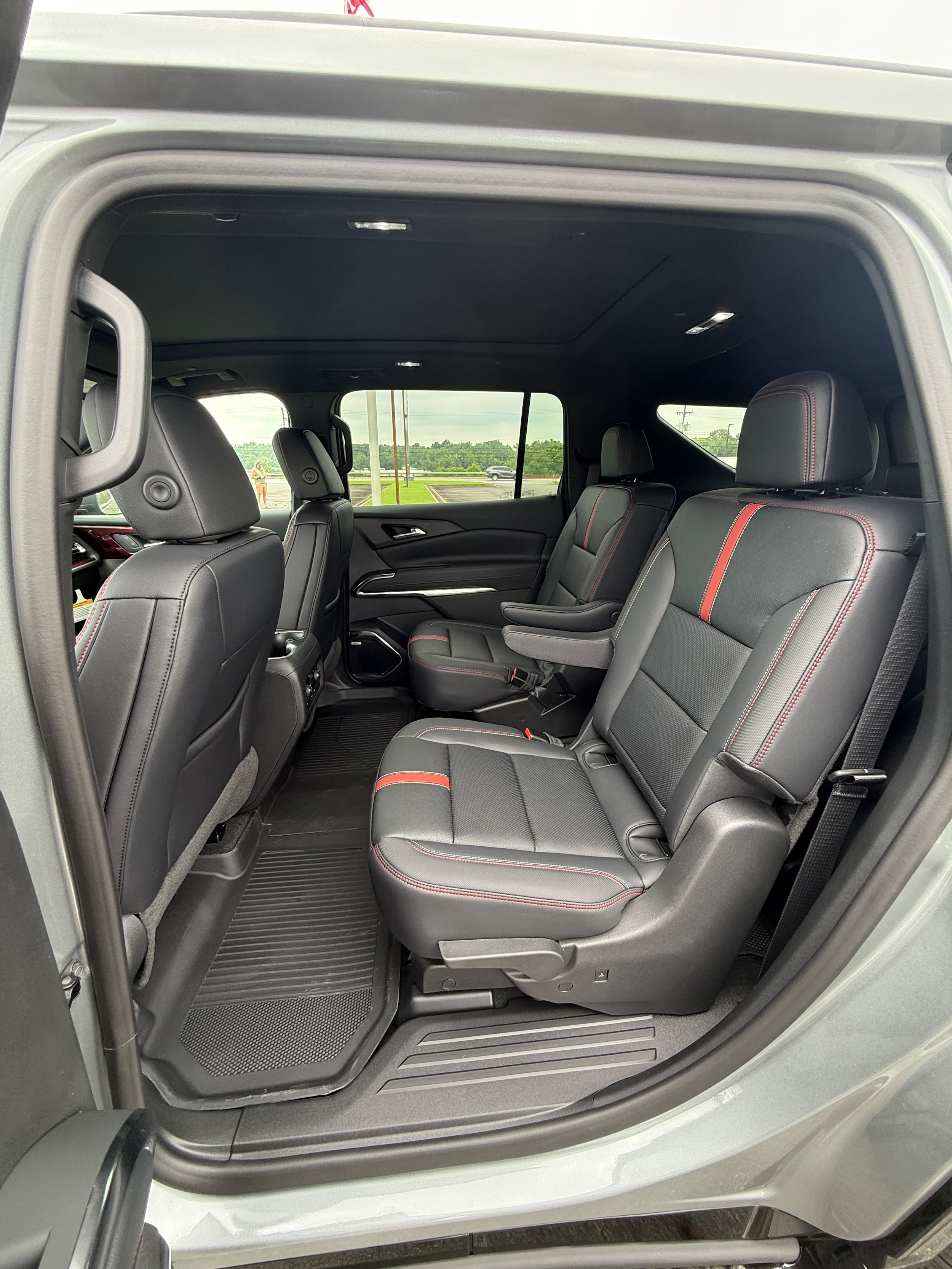 2026 Chevrolet Traverse RS - Photo 18
