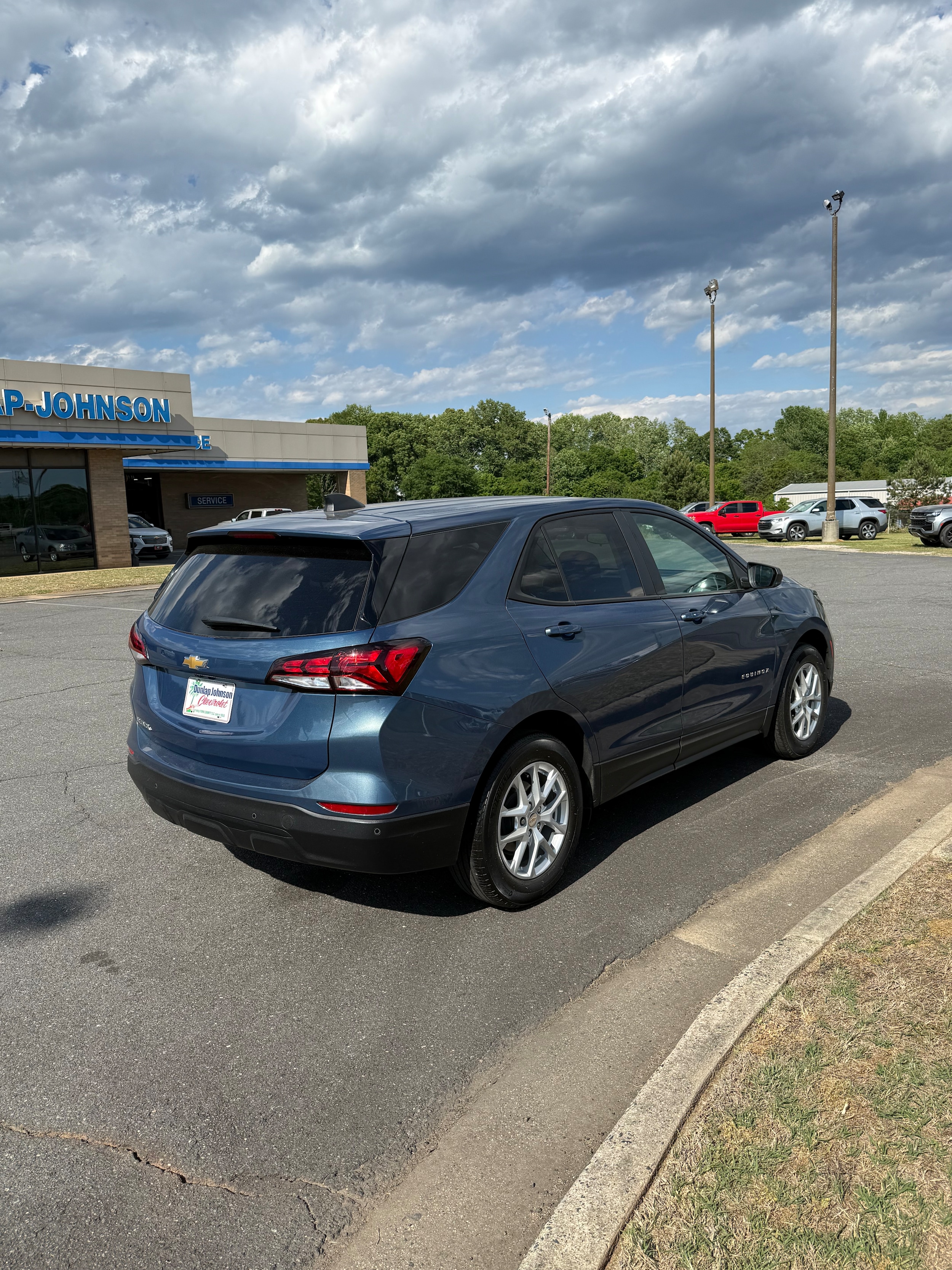 2024 Chevrolet Equinox LS - Photo 7