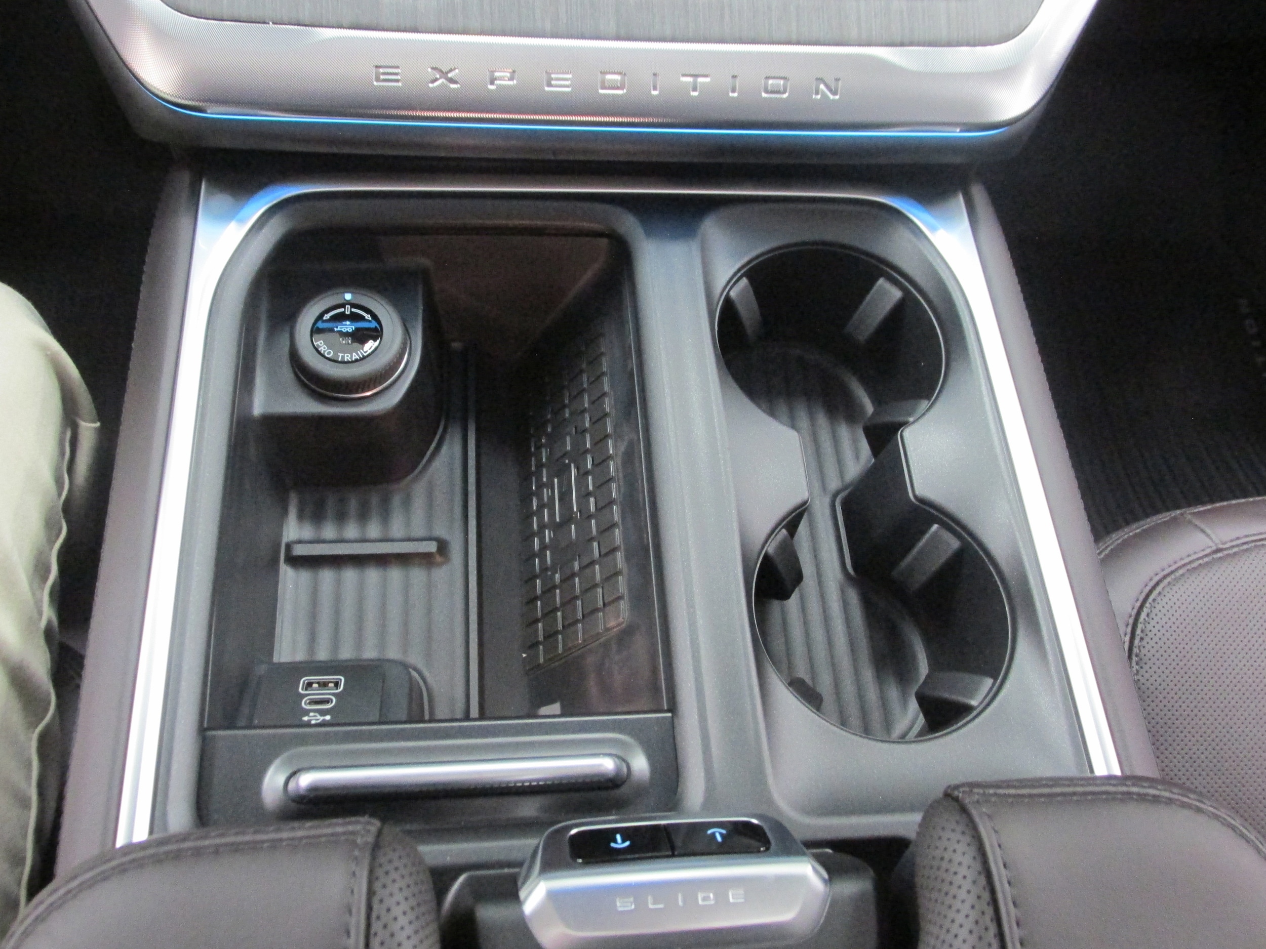2025 Ford Expedition Platinum - Photo 43
