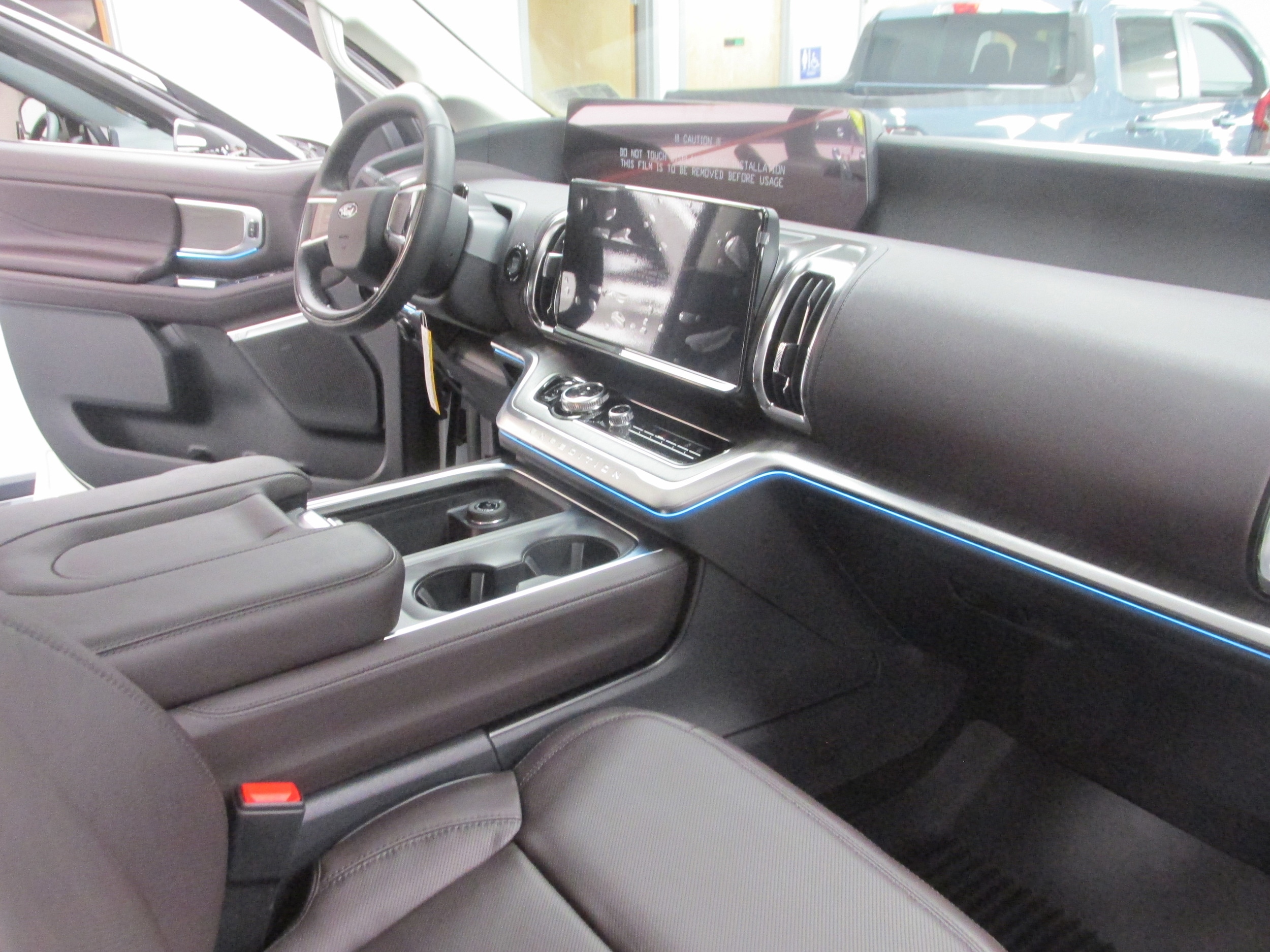 2025 Ford Expedition Platinum - Photo 29