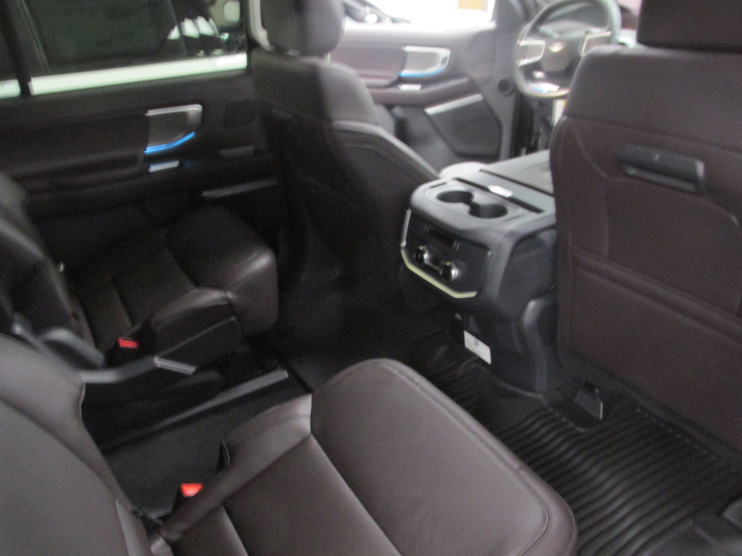 2025 Ford Expedition Platinum - Photo 28