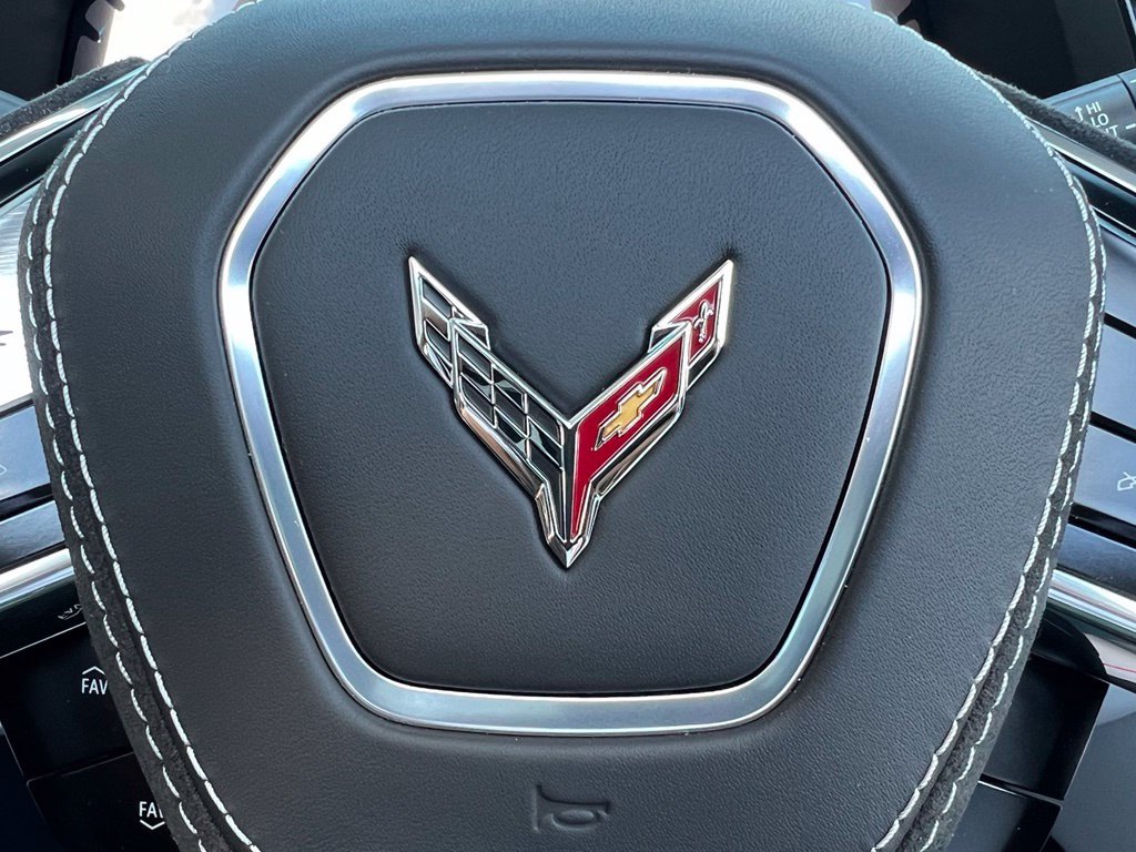 2027 Chevrolet Corvette 3LT - Photo 17