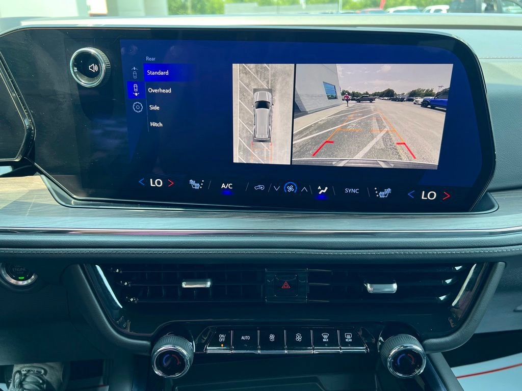 2025 Chevrolet Tahoe LT - Photo 17