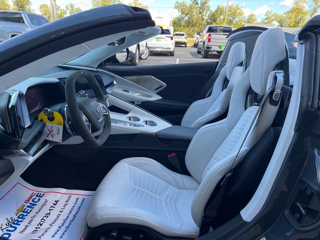 2027 Chevrolet Corvette 3LT - Photo 12