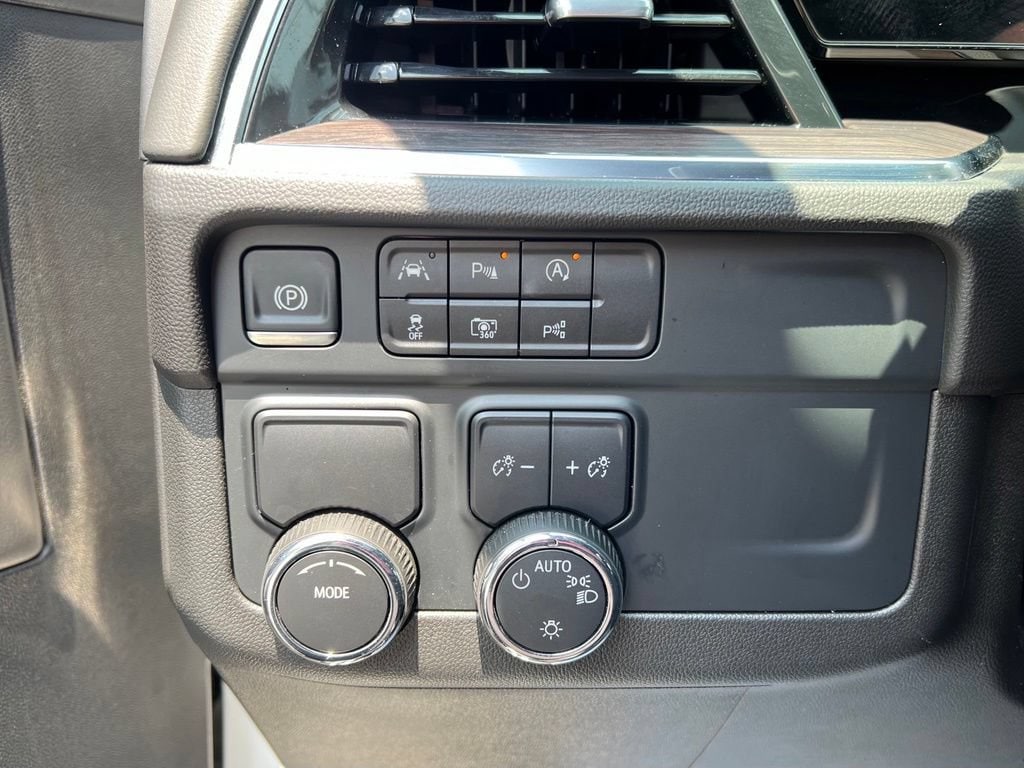 2025 Chevrolet Tahoe LT - Photo 20