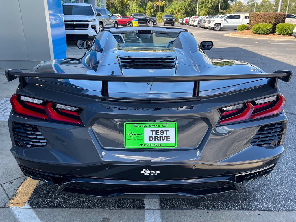 2027 Chevrolet Corvette 3LT - Photo 8