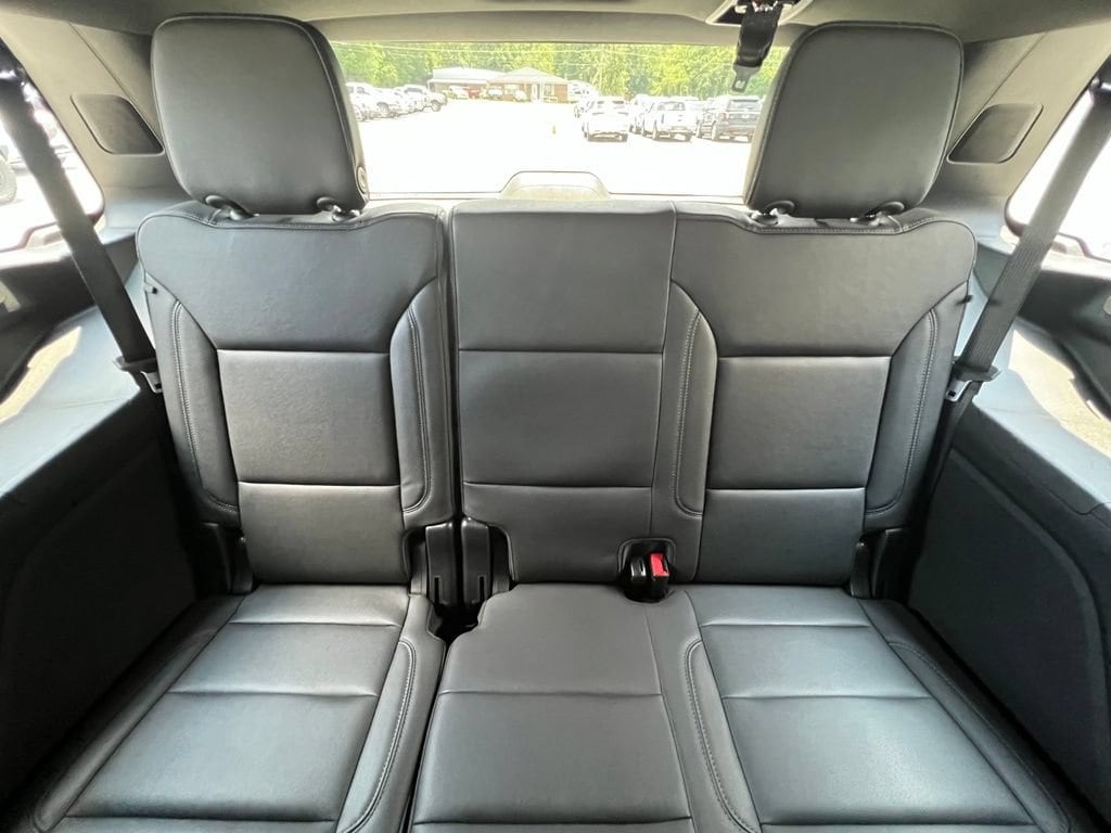 2025 Chevrolet Tahoe LT - Photo 11