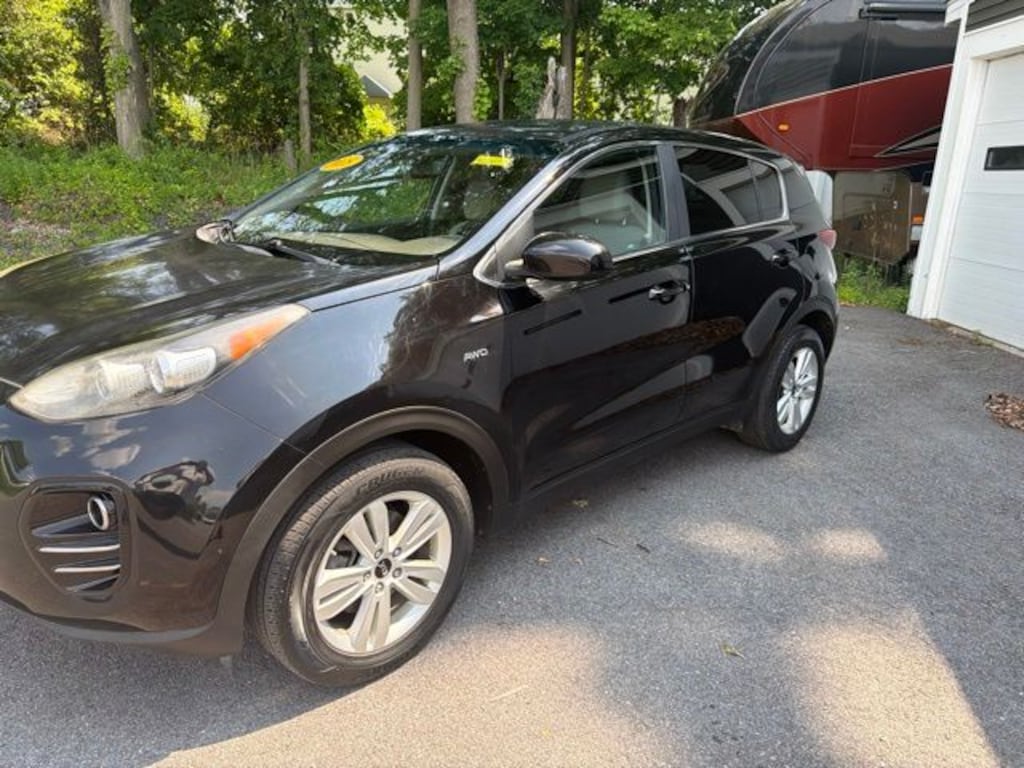 Used 2018 Kia Sportage LX SUV