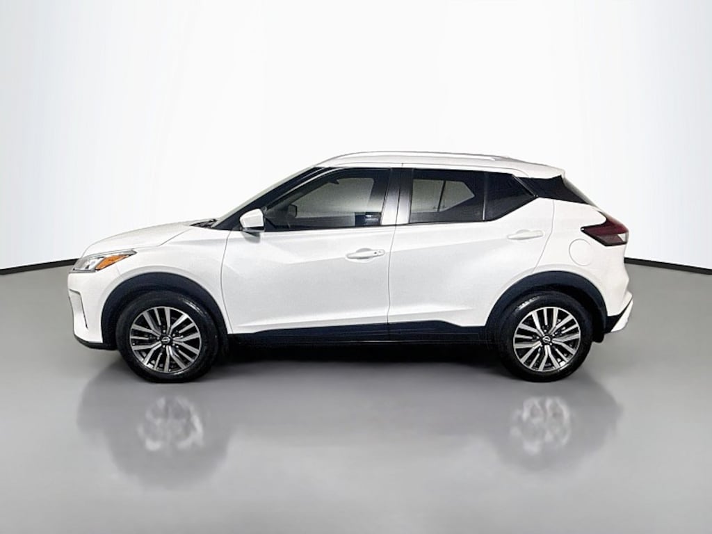 Used 2023 Nissan Kicks SV Compact SUV