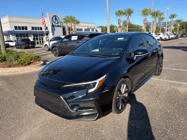 Used 2025 Toyota Corolla SE Sedan