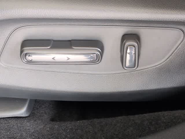 2025 Acura ADX Base - Photo 18