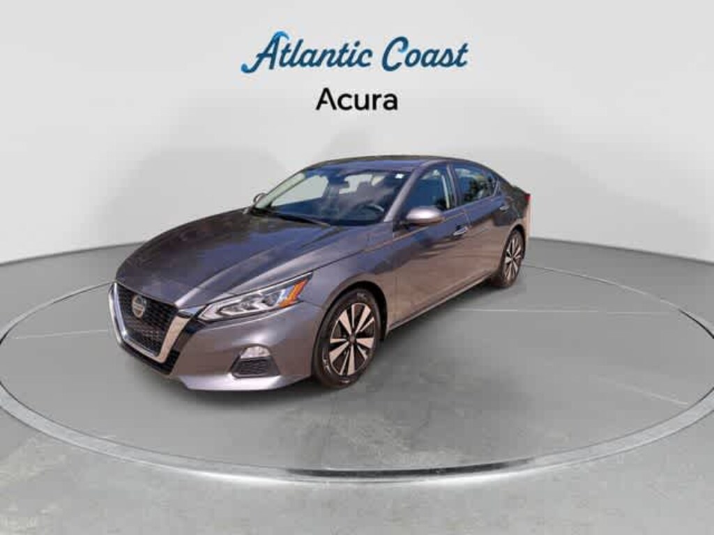 Used 2022 Nissan Altima 2.5 SV Sedan