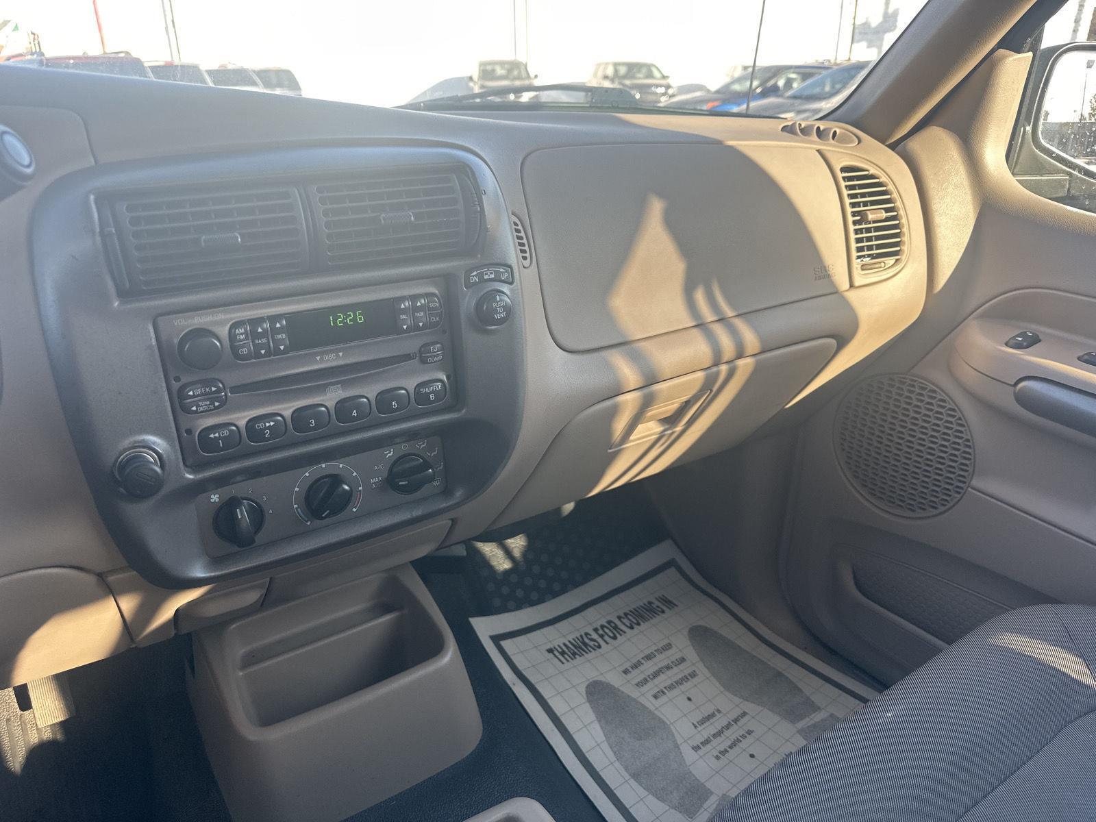 2001 Ford Explorer Sport Trac Base - Photo 20