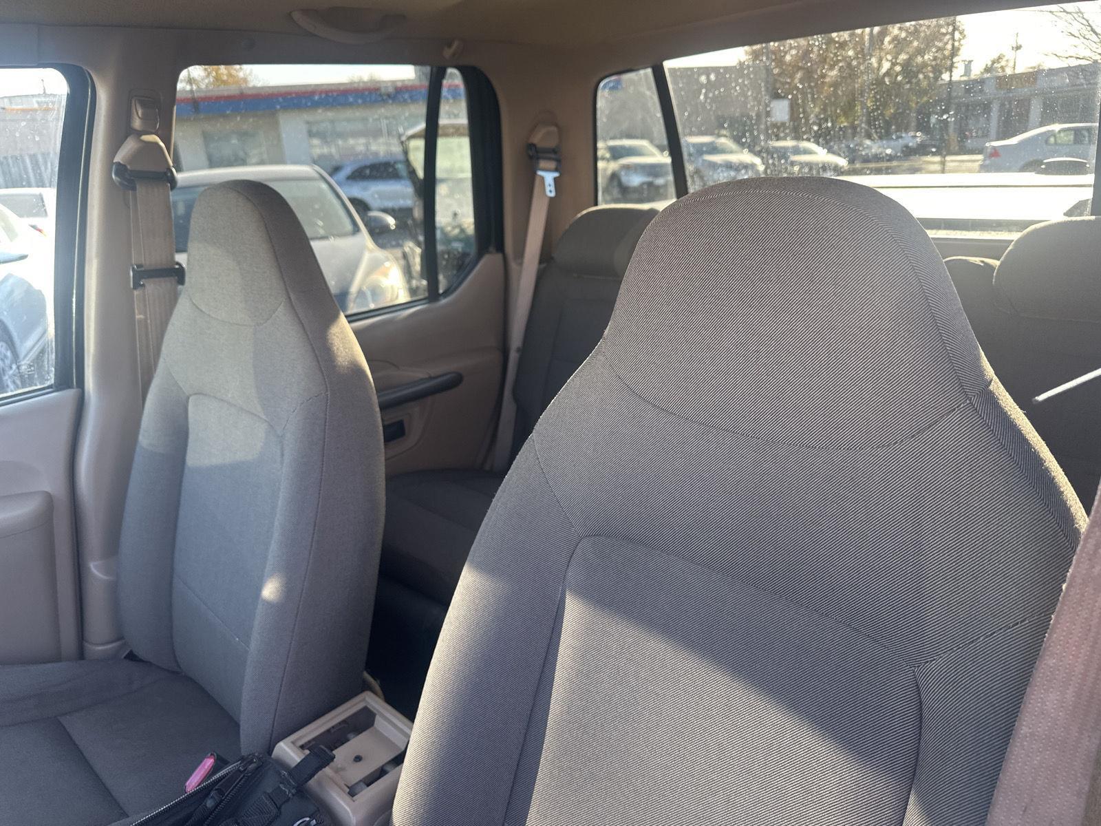 2001 Ford Explorer Sport Trac Base - Photo 23
