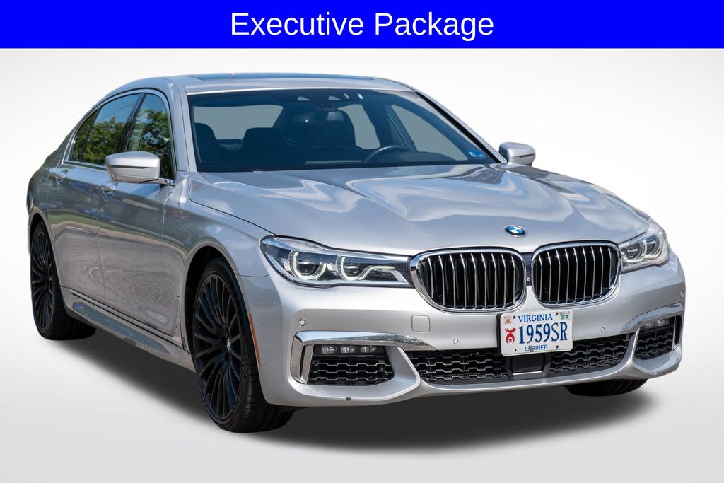2019 BMW 7 Series 750i - Photo 9