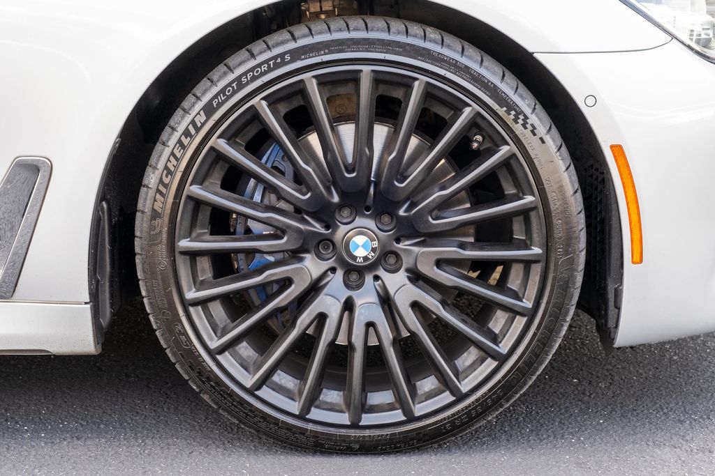 2019 BMW 7 Series 750i - Photo 35