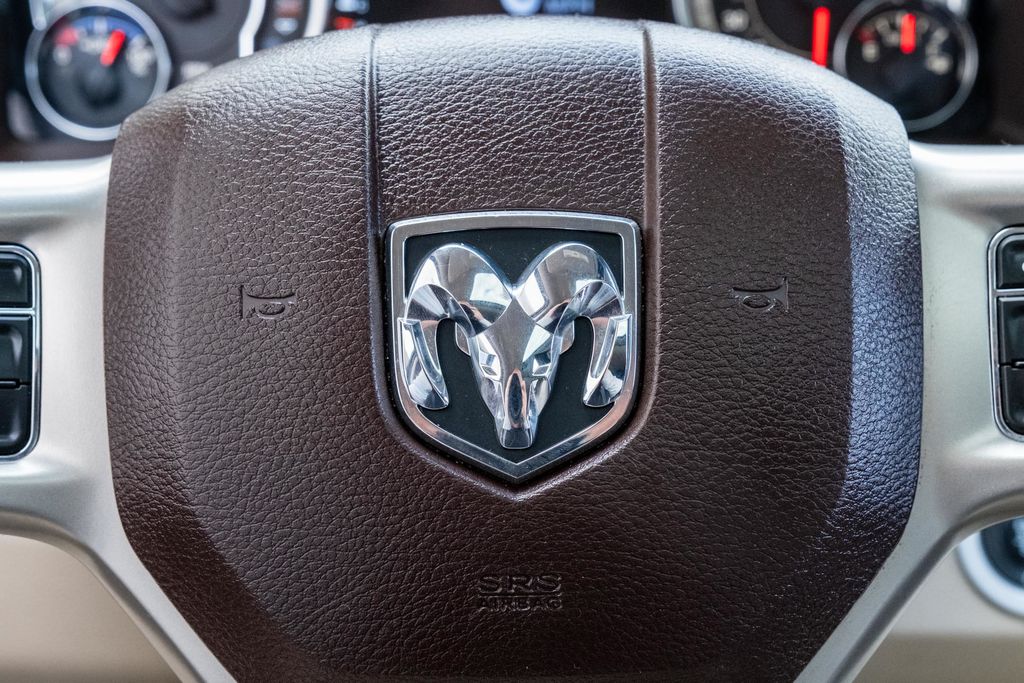 2018 RAM Ram 1500 Pickup Laramie - Photo 21