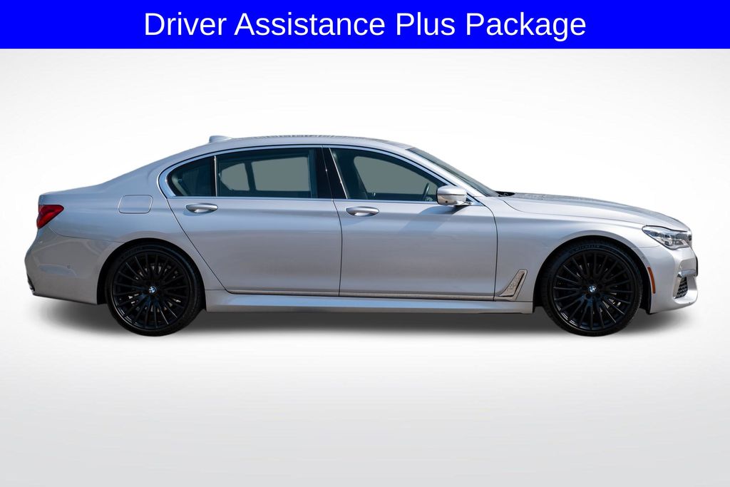 2019 BMW 7 Series 750i - Photo 8