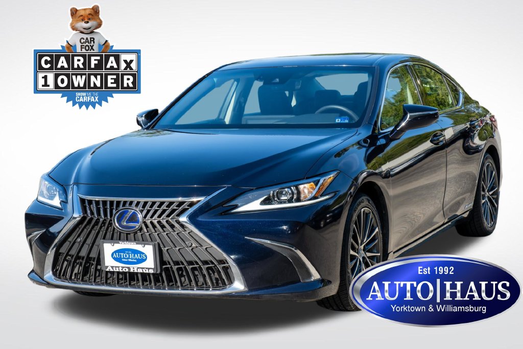2022 LEXUS ES 300h Sedan