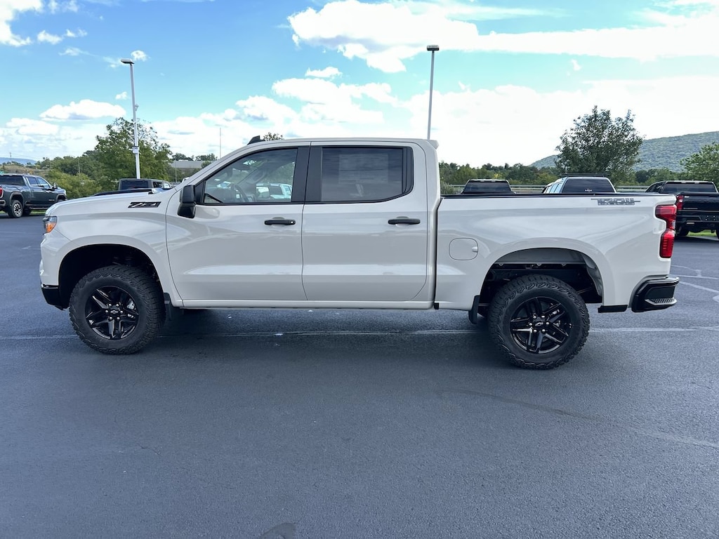 New 2026 Chevrolet Silverado 1500 Custom Trail Boss Truck Crew Cab