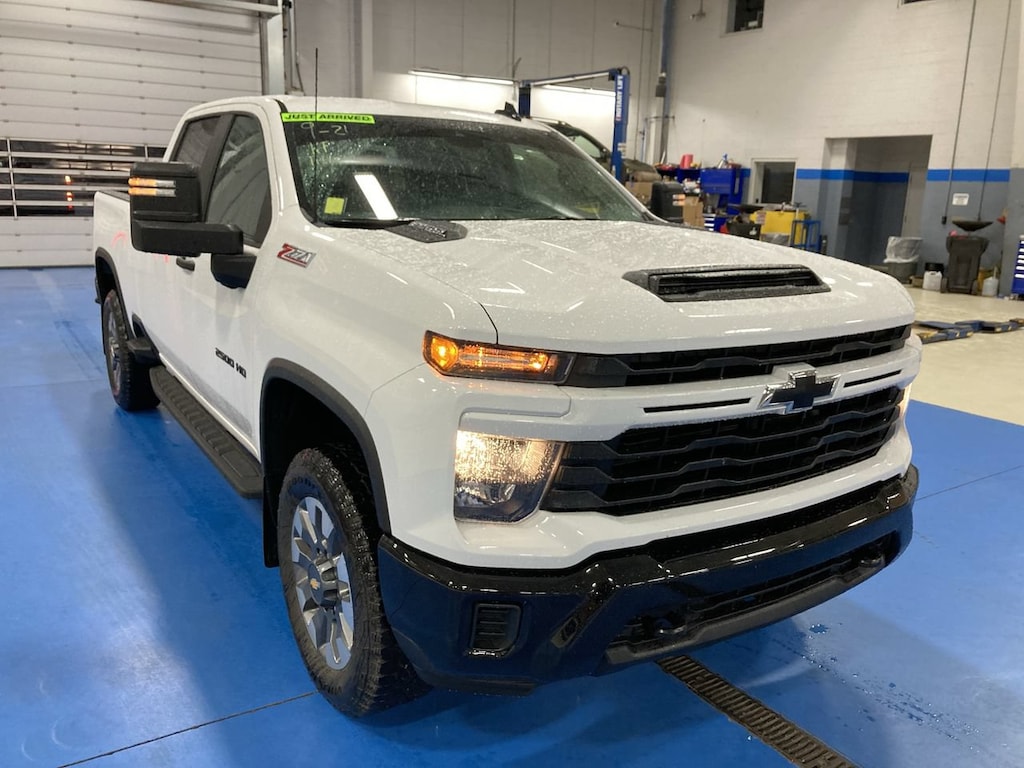 Used 2024 Chevrolet Silverado 2500 HD Custom Truck Crew Cab