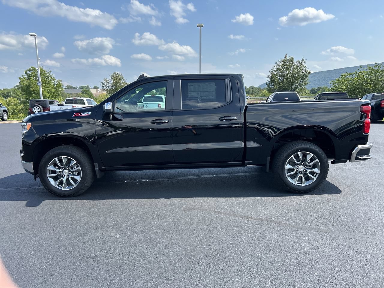 New 2026 Chevrolet Silverado 1500 LT Truck Crew Cab