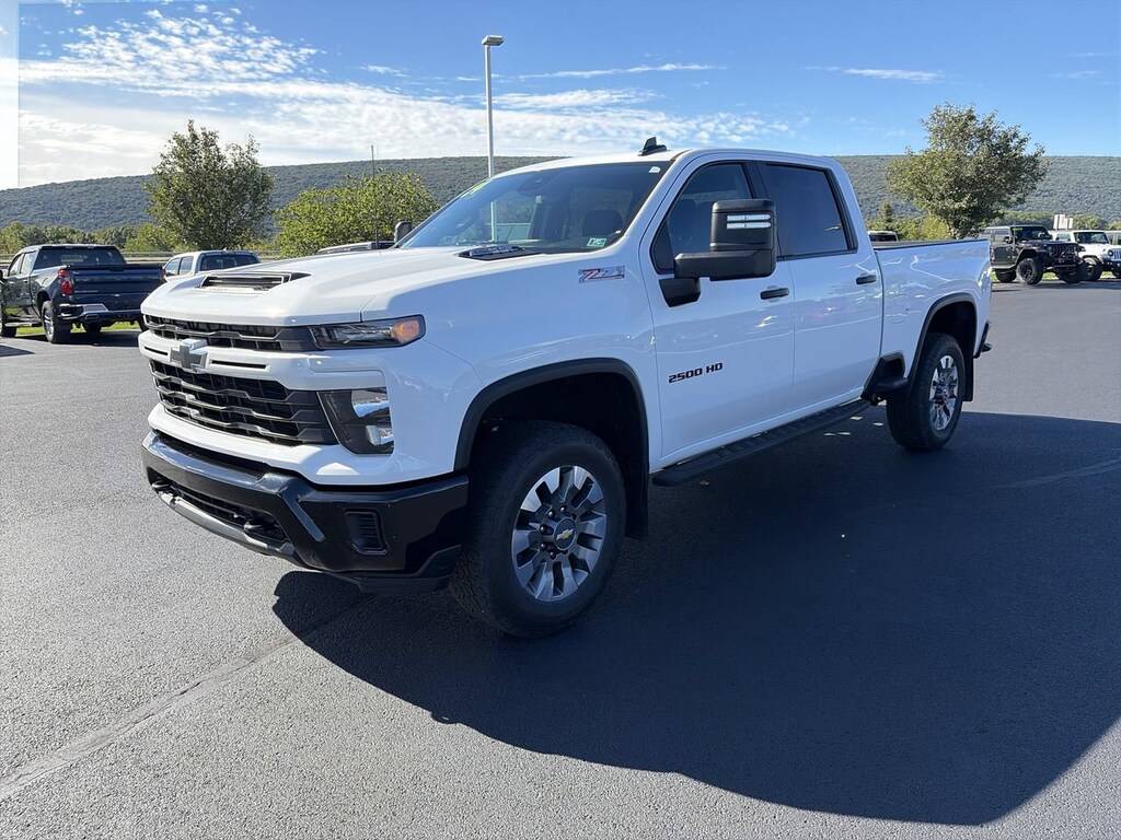Used 2024 Chevrolet Silverado 2500 HD Custom Truck Crew Cab