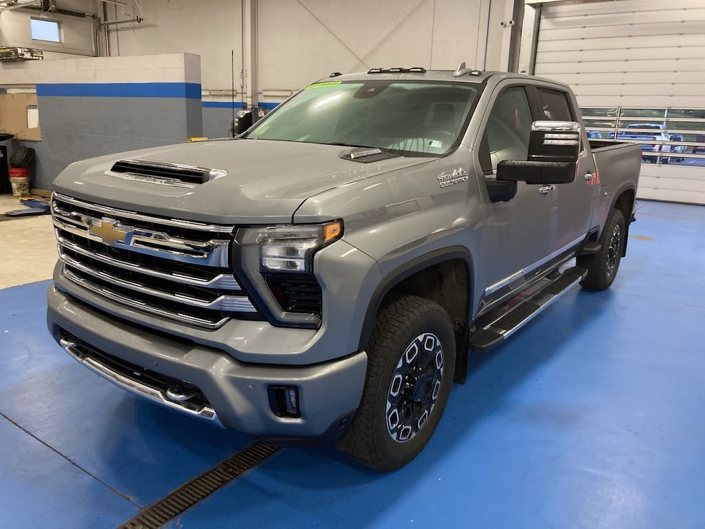 Used 2024 Chevrolet Silverado 2500 HD High Country Truck Crew Cab