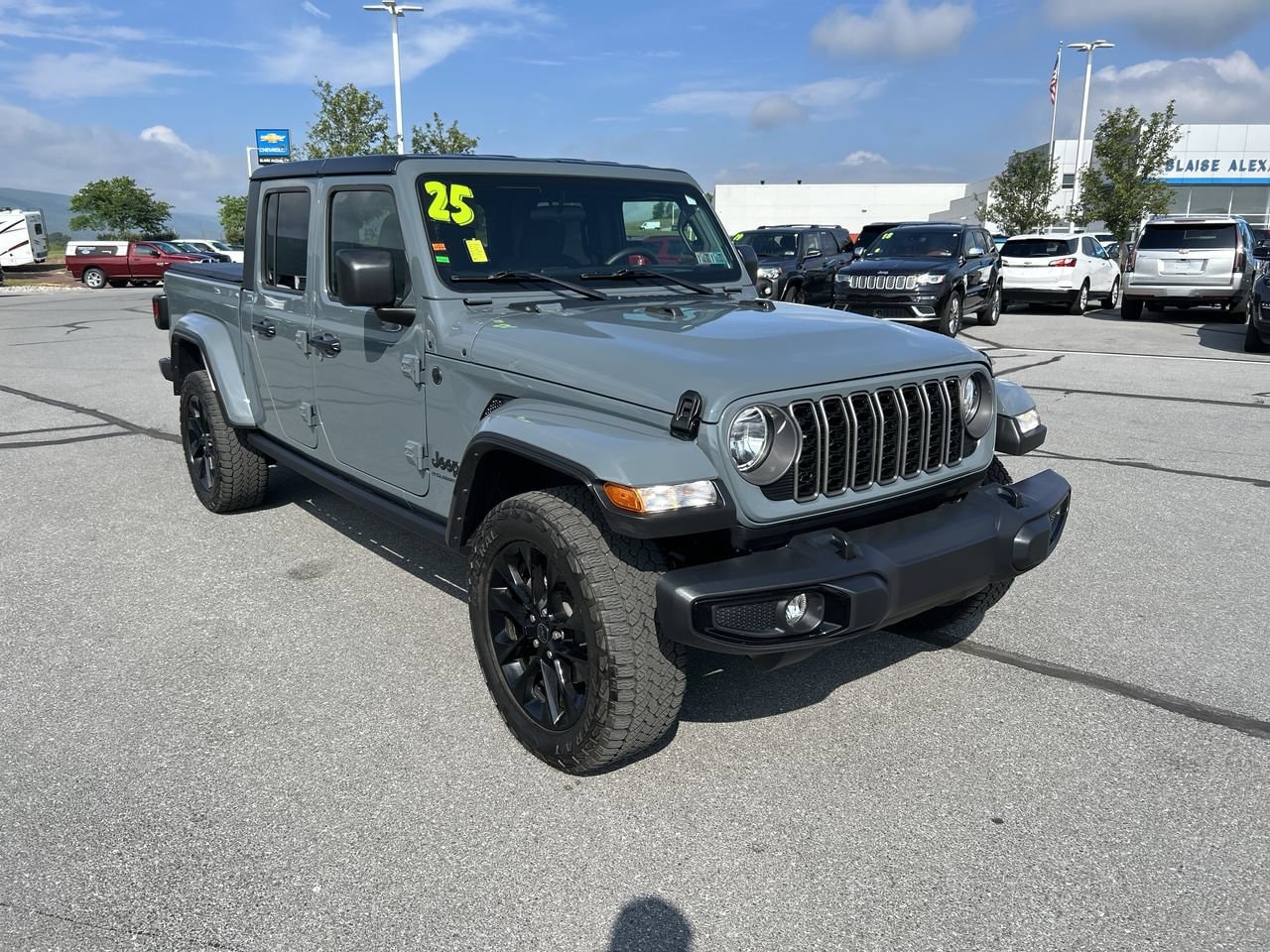 2025 Jeep Gladiator