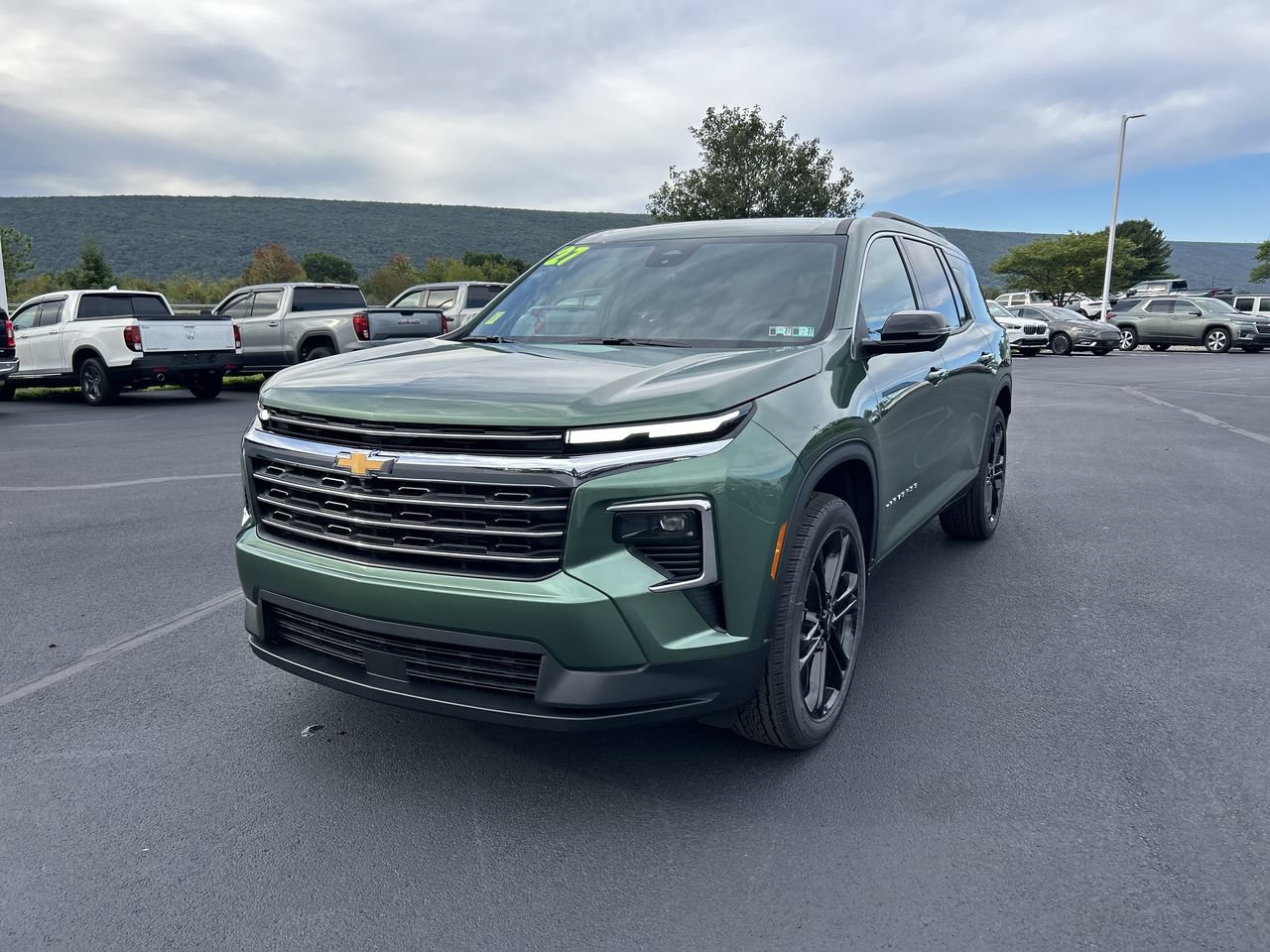 New 2027 Chevrolet Traverse AWD LT SUV