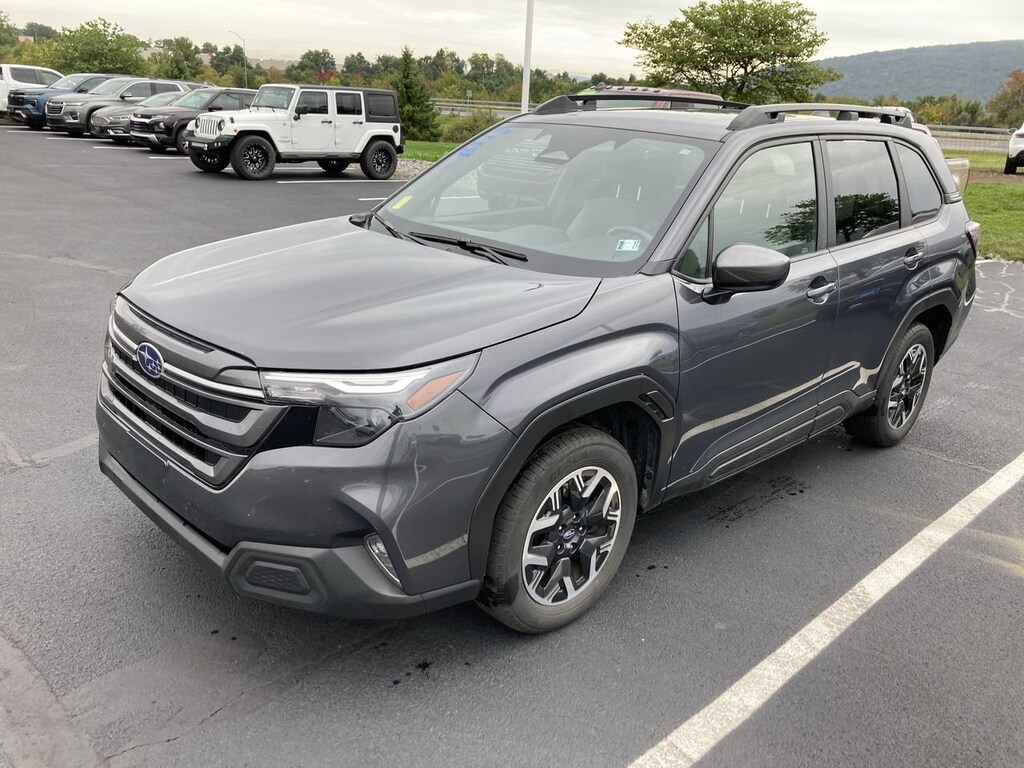 Used 2025 Subaru Forester Premium SUV
