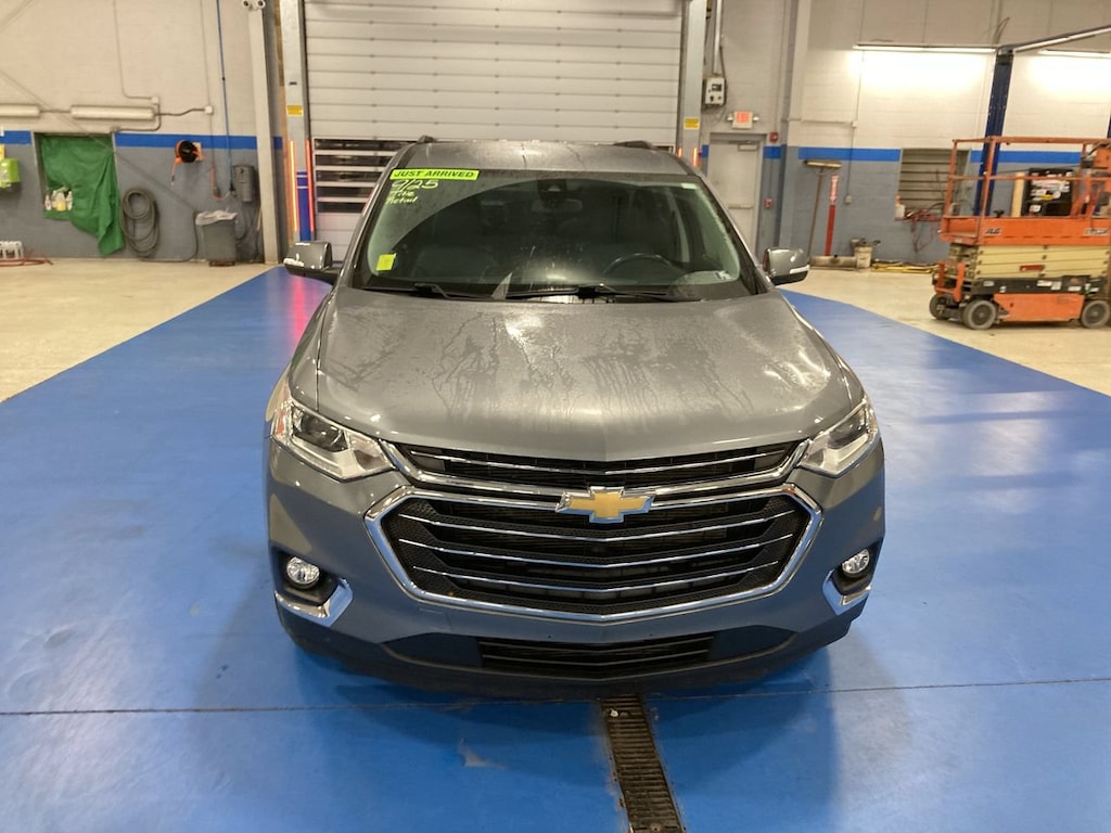 Used 2021 Chevrolet Traverse LT Leather SUV