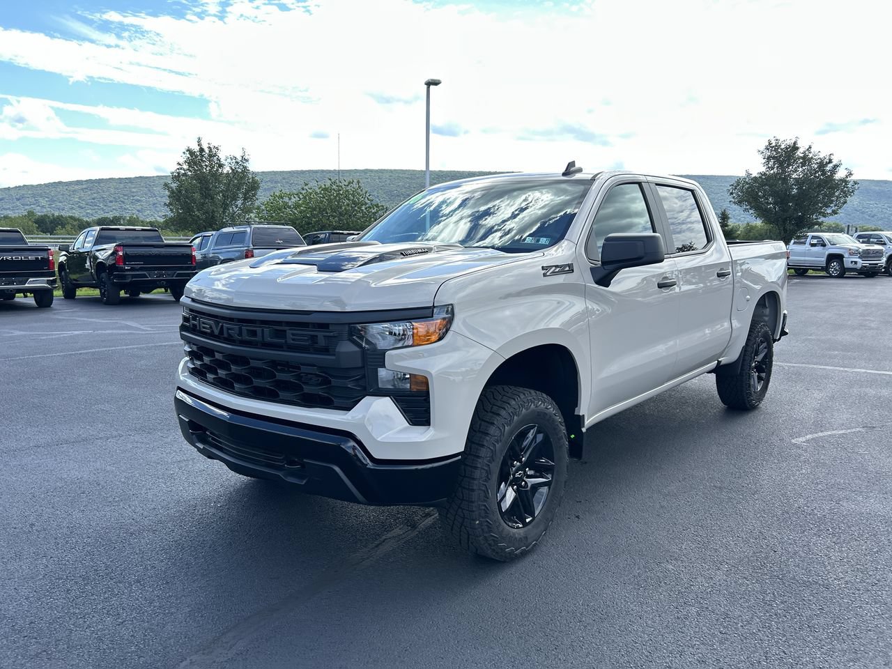 New 2026 Chevrolet Silverado 1500 Custom Trail Boss Truck Crew Cab