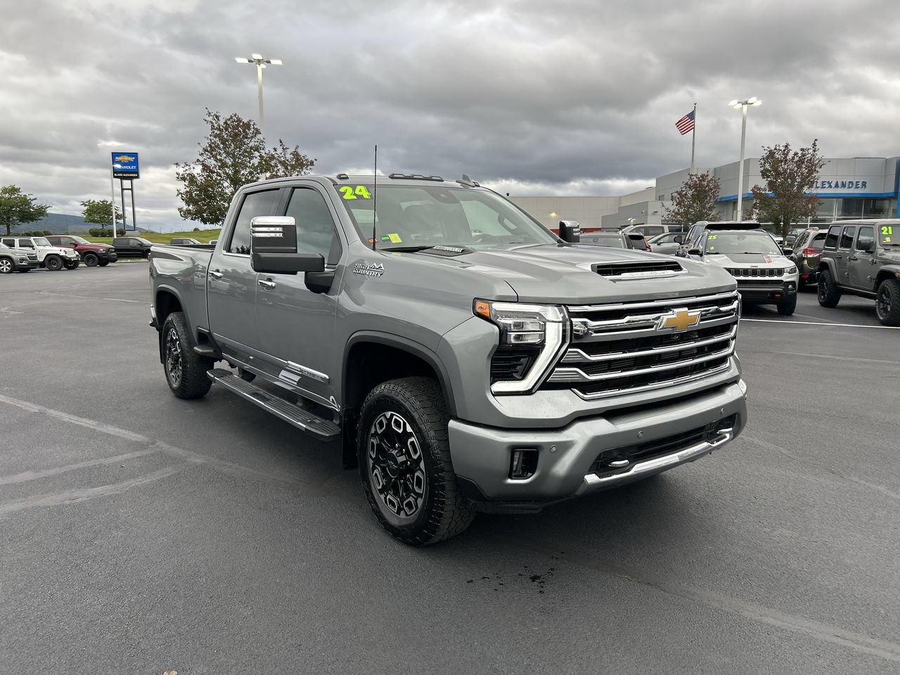 Used 2024 Chevrolet Silverado 2500 HD High Country Truck Crew Cab