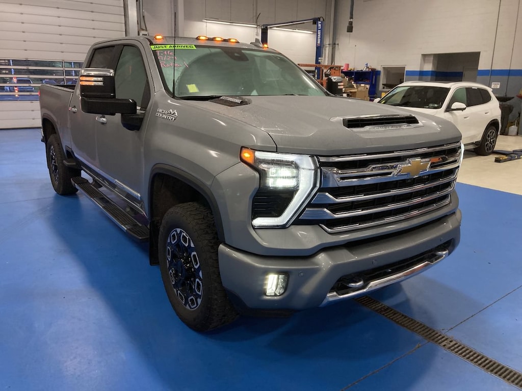 Used 2024 Chevrolet Silverado 2500 HD High Country Truck Crew Cab
