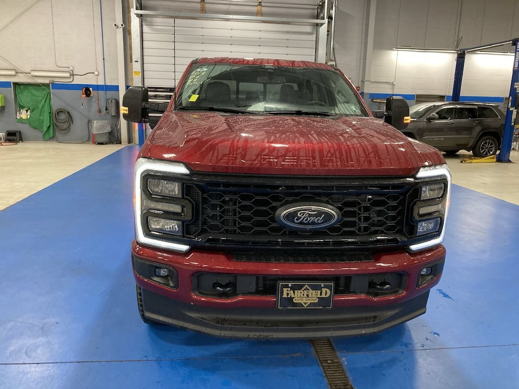 Used 2026 Ford F-250 XLT Truck Crew Cab